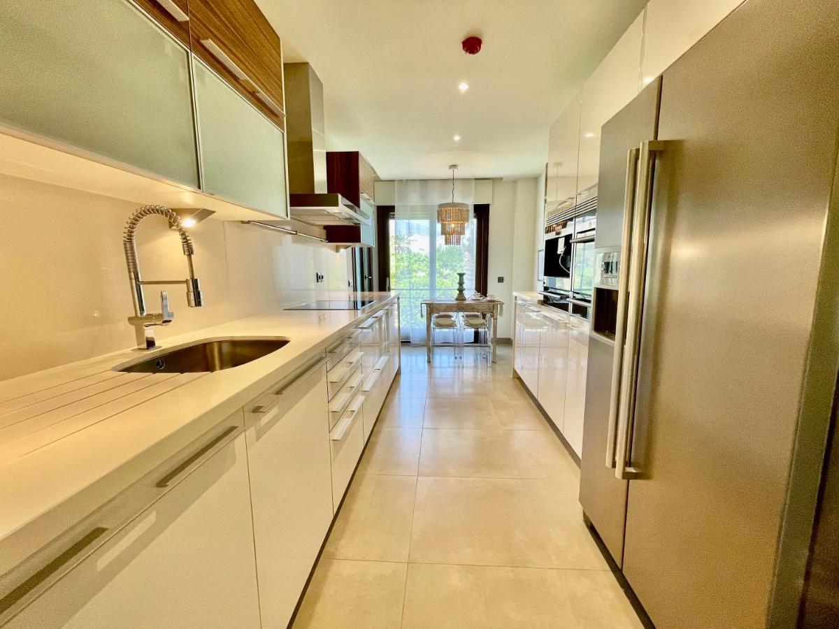 Doncella Beach , Apartamento Con Vistas Al Mar Estepona Dış mekan fotoğraf