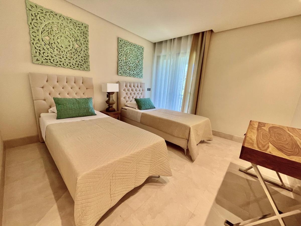 Doncella Beach , Apartamento Con Vistas Al Mar Estepona Dış mekan fotoğraf
